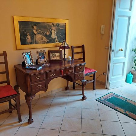 Casa Di Corte In Centro Storico كازيرتا المظهر الخارجي الصورة